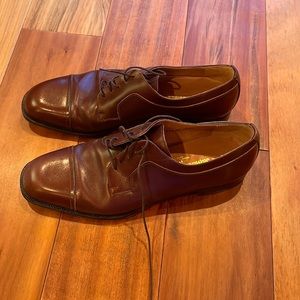 SALVATORE FERRAGAMO LEATHER SHOES
